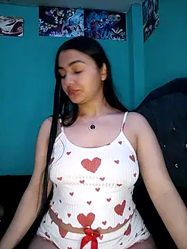 Nahiara velez online show from 03/07/26, 03:13