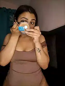 Nahiara velez online show from 02/13/25, 10:43