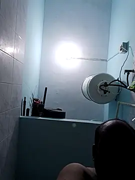 Maddy030686 online show from 04/27/26, 12:58