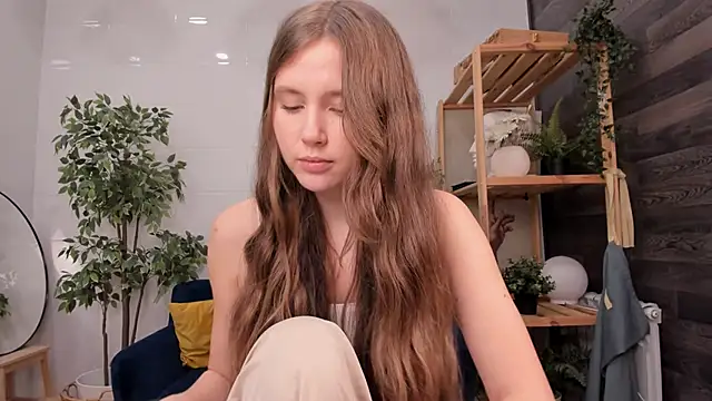 MaryannSoftt online show from 02/06/25, 04:25