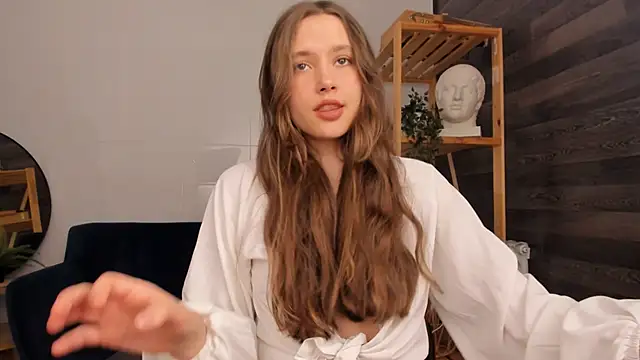 MaryannSoftt online show from 11/25/25, 04:18