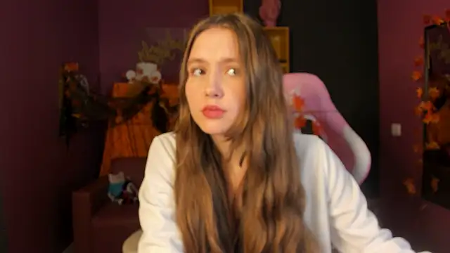 MaryannSoftt online show from 10/15/25, 03:53