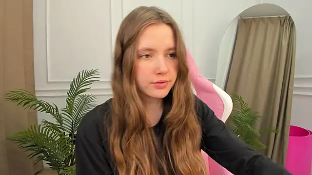 MaryannSoftt online show from 03/15/25, 06:21