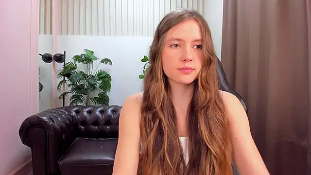 MaryannSoftt online show from 03/21/25, 03:24