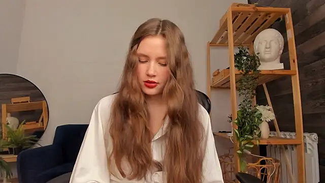 MaryannSoftt online show from 11/23/25, 03:22