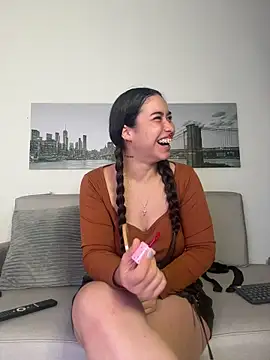 SophieRoyals online show from 05/16/26, 01:32