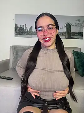 SophieRoyals online show from 04/18/26, 11:56