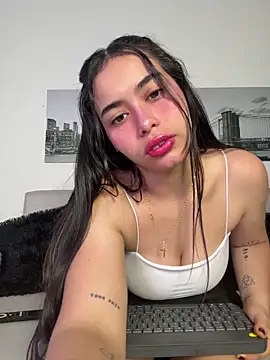 SophieRoyals online show from 03/13/26, 12:21