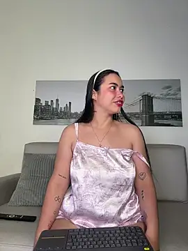 SophieRoyals online show from 04/25/26, 12:30