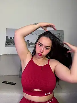 SophieRoyals online show from 05/31/26, 02:12