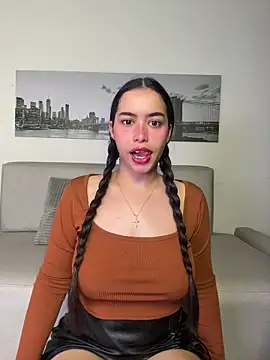 SophieRoyals online show from 05/28/26, 12:44
