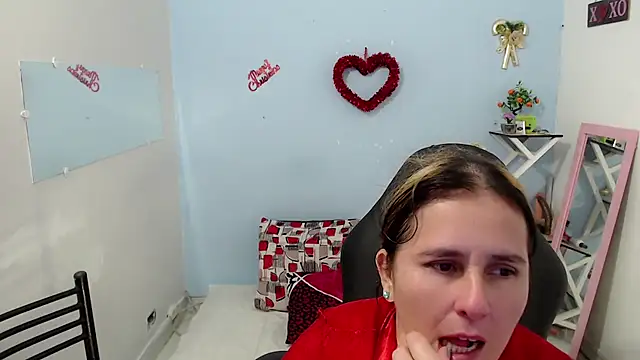 victoria jones online show from 03/25/26, 06:51