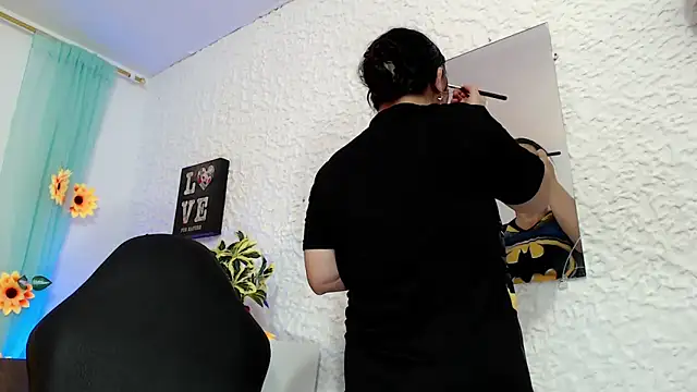 victoria jones online show from 02/22/25, 01:57