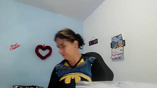 victoria jones online show from 03/20/26, 12:39