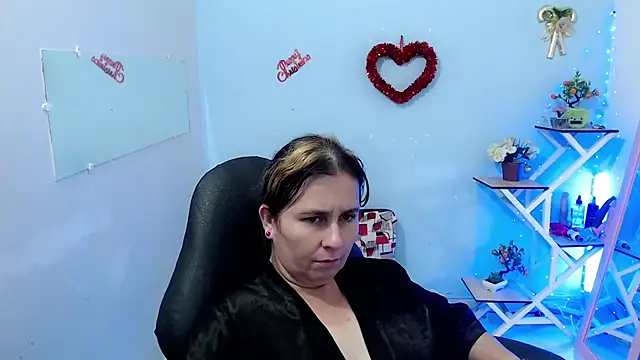 victoria jones online show from 02/26/26, 02:39