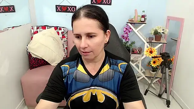 victoria jones online show from 10/09/25, 03:45