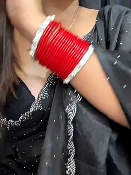 Snapshot of Diya_Chopra chatting on 10/31/25, 06:10 Diya Chopra online show from 10/31/25, 06:10