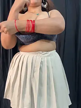 Snapshot of Diya_Chopra chatting on 06/11/26, 04:09 Diya Chopra online show from 06/11/26, 04:09