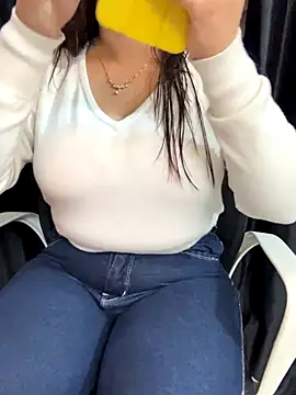 Diya Chopra online show from 12/22/25, 04:34