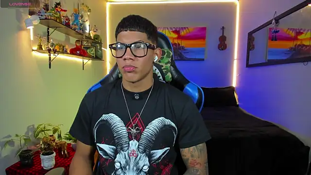 Damian latinxxx online show from 07/17/26, 09:06