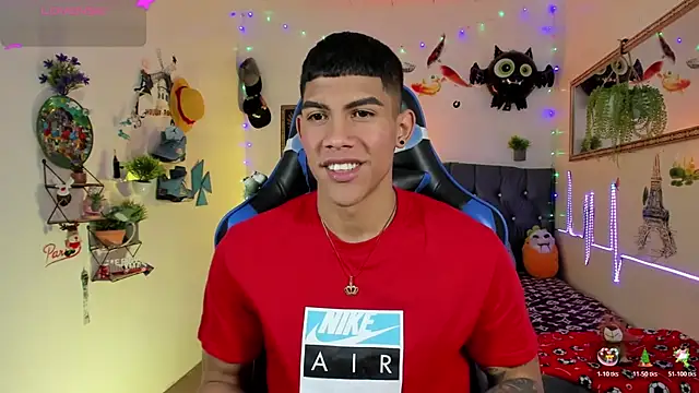 Damian latinxxx online show from 11/12/25, 03:21