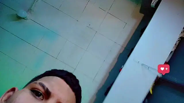 Damian latinxxx online show from 02/21/25, 04:51