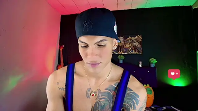 Damian latinxxx online show from 02/26/25, 06:08