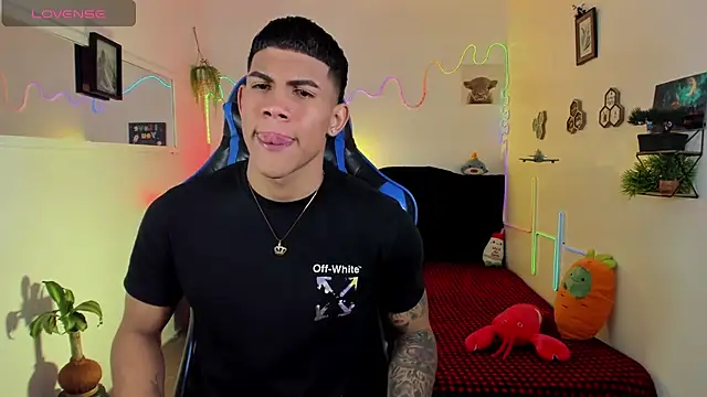 Damian latinxxx online show from 02/13/26, 03:17