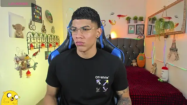 Damian latinxxx online show from 01/10/26, 03:02