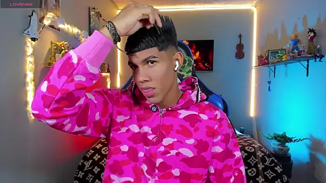 Damian latinxxx online show from 07/23/26, 09:06