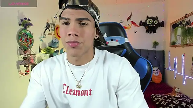 Damian latinxxx online show from 11/13/25, 03:10