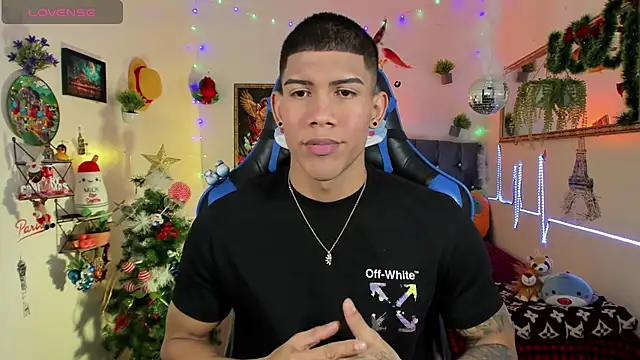 Damian latinxxx online show from 11/29/25, 03:17