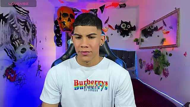 Damian latinxxx online show from 10/15/25, 03:05