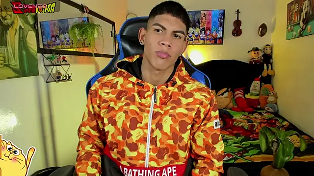 Snapshot of Damian_latinxxx chatting on 05/11/26, 03:08 Damian latinxxx online show from 05/11/26, 03:08