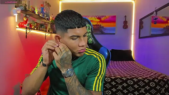 Damian latinxxx online show from 07/10/26, 09:09