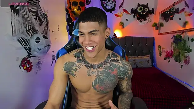 Damian latinxxx online show from 10/13/25, 03:08