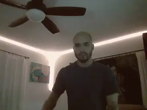 Snapshot of JohnnyDeep187 chatting on 01/10/25, 07:46 JohnnyDeep187 online show from 01/10/25, 07:46