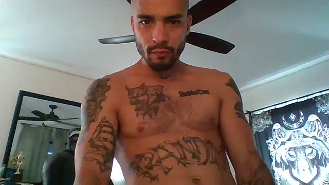 Snapshot of JohnnyDeep187 chatting on 03/02/25, 06:46 JohnnyDeep187 online show from 03/02/25, 06:46