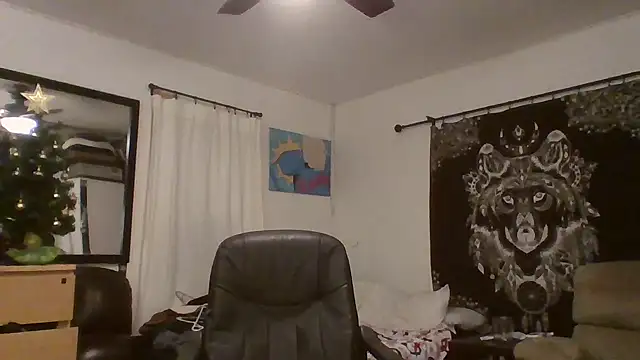 Snapshot of JohnnyDeep187 chatting on 12/22/24, 05:22 JohnnyDeep187 online show from 12/22/24, 05:22