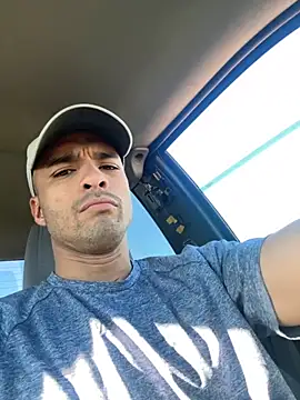 Snapshot of JohnnyDeep187 chatting on 09/24/25, 03:07 JohnnyDeep187 online show from 09/24/25, 03:07