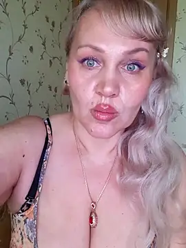 IsabellaBoni online show from 06/02/26, 06:02