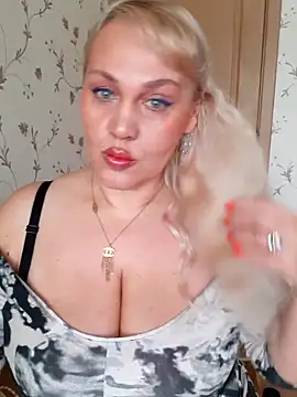 IsabellaBoni online show from 02/23/26, 07:20