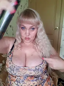 IsabellaBoni online show from 05/20/26, 06:54