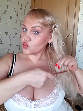 IsabellaBoni online show from 04/02/26, 06:31