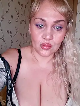 IsabellaBoni online show from 03/26/26, 06:22