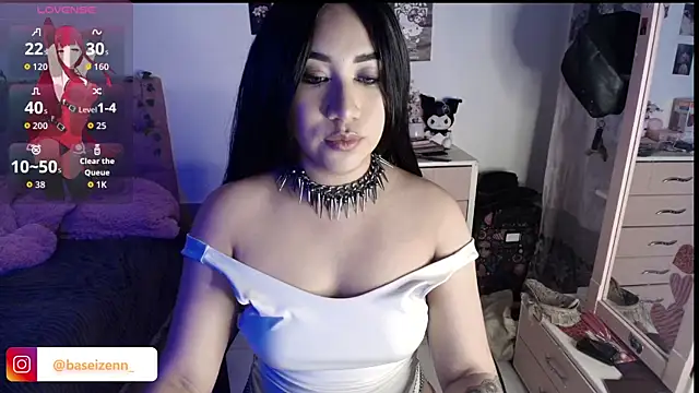 Snapshot of exodiakinky2 chatting on 01/14/26, 05:00 exodiakinky2 online show from 01/14/26, 05:00