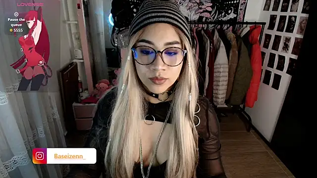 exodiakinky2 online show from 03/03/26, 04:19