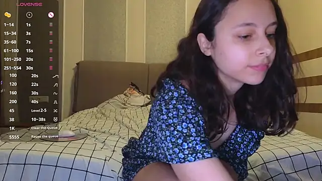 Agatha Sade online show from 03/03/25, 06:13