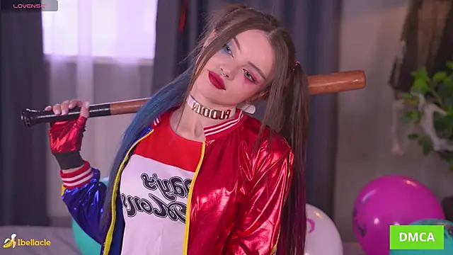 Bellacle online show from 10/31/25, 07:49