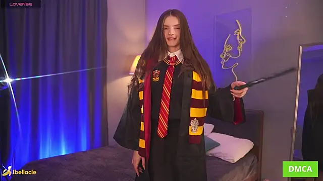 Bellacle online show from 11/23/25, 08:24